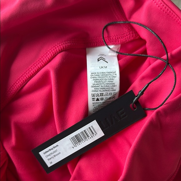 Oner Active Unified Wrap Shorts M Berry Bloom - Picture 6 of 6